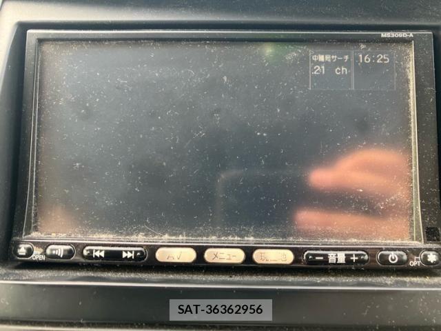 Nissan SERENA 2009-07 8246627-27