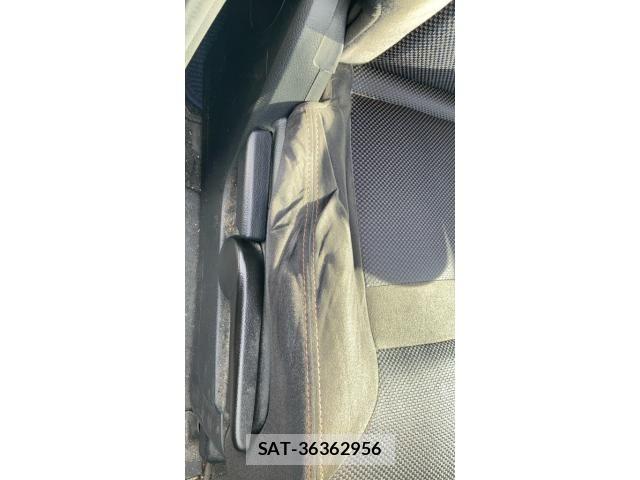 Nissan SERENA 2009-07 8246627-29