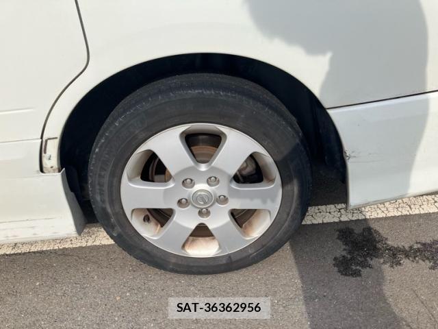 Nissan SERENA 2009-07 8246627-6