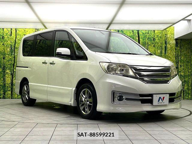 Nissan SERENA 2011-09 8246619-15