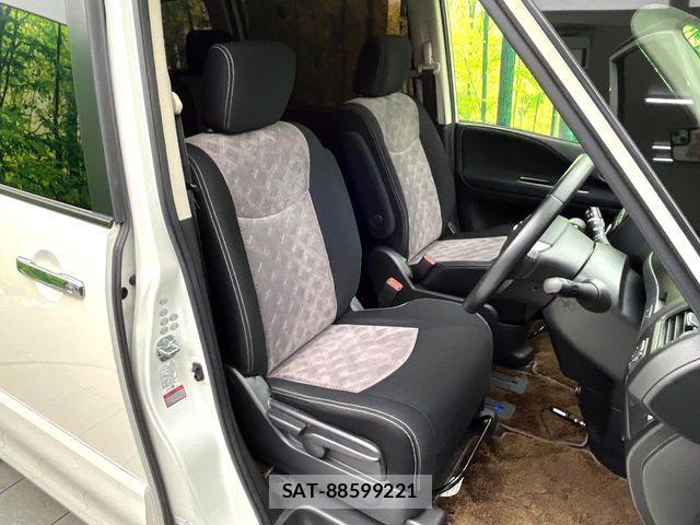 Nissan SERENA 2011-09 8246619-6