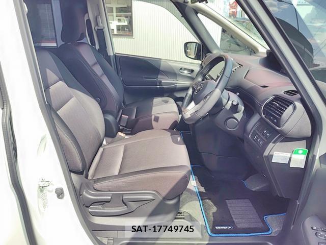 Nissan SERENA 2019-01 8246610-18