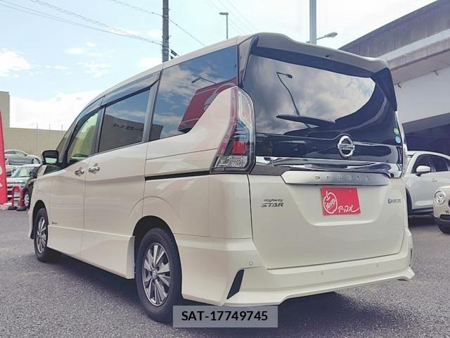 Nissan SERENA 2019-01 8246610-3