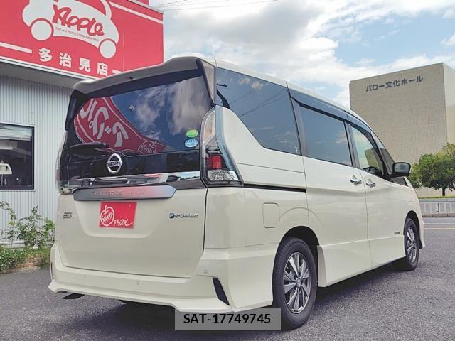 Nissan SERENA 2019-01 8246610-5