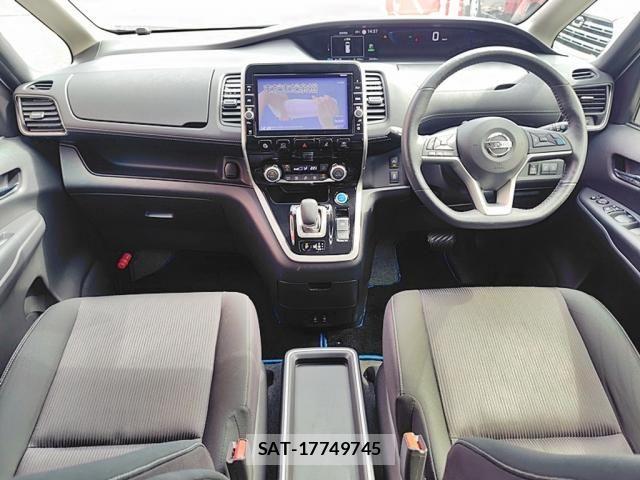 Nissan SERENA 2019-01 8246610-6