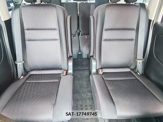 Nissan SERENA 2019-01 8246610-7