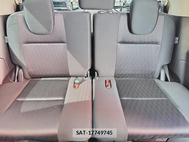 Nissan SERENA 2019-01 8246610-8