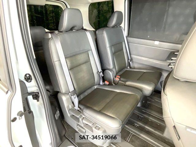 Nissan SERENA 2024-12 8246598-9