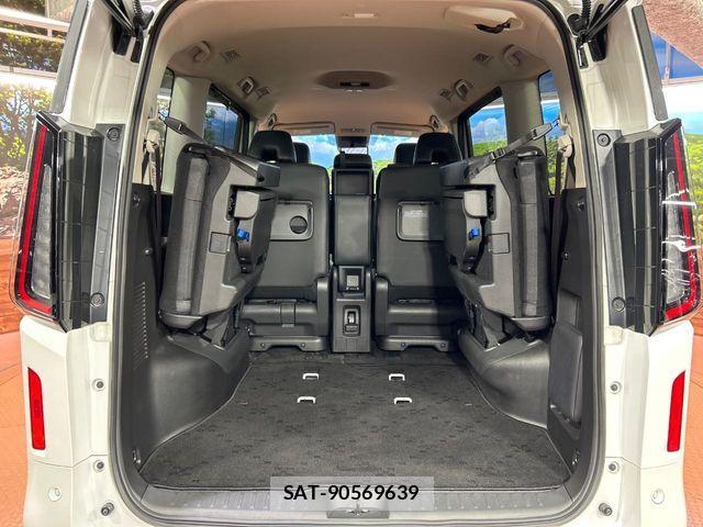 Nissan SERENA 2023-09 8246599-10