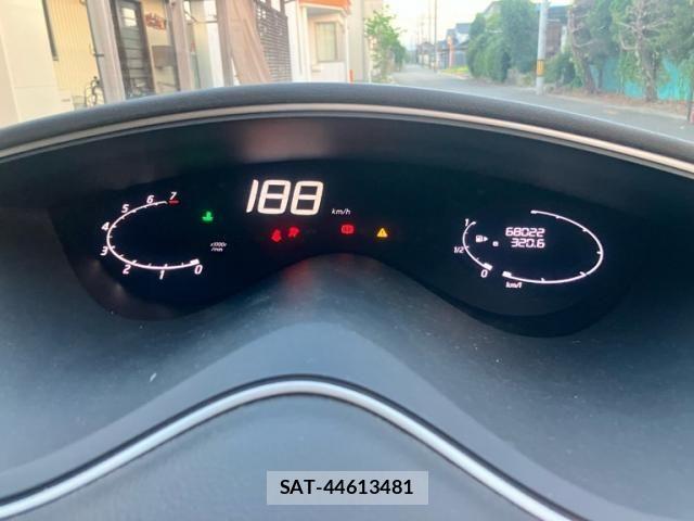 Nissan SERENA 2012-06 8246620-14