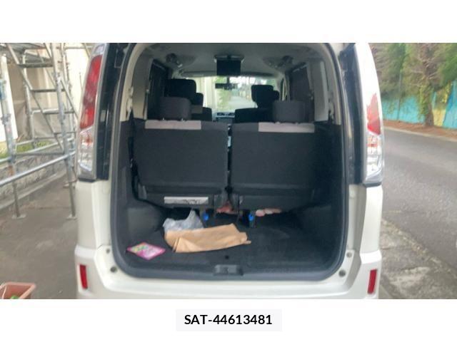 Nissan SERENA 2012-06 8246620-23