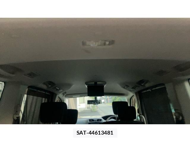 Nissan SERENA 2012-06 8246620-24
