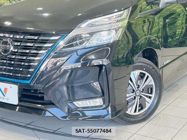 Nissan SERENA 2022-10 8246609-12