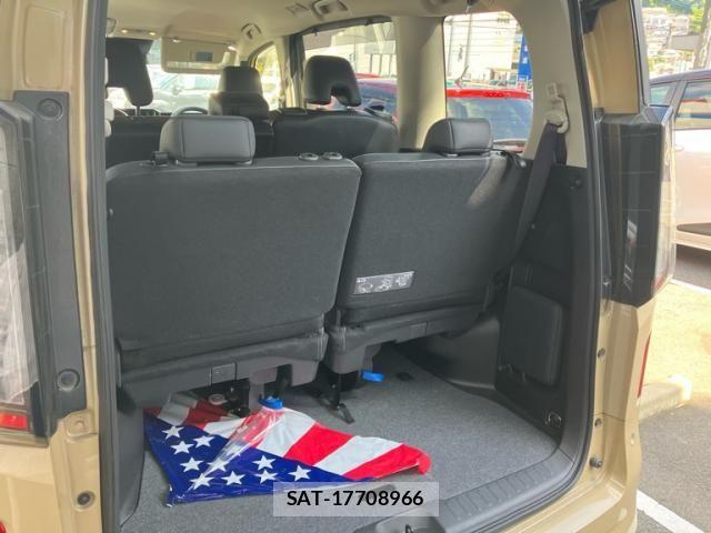 Nissan SERENA 2023-02 8246611-16