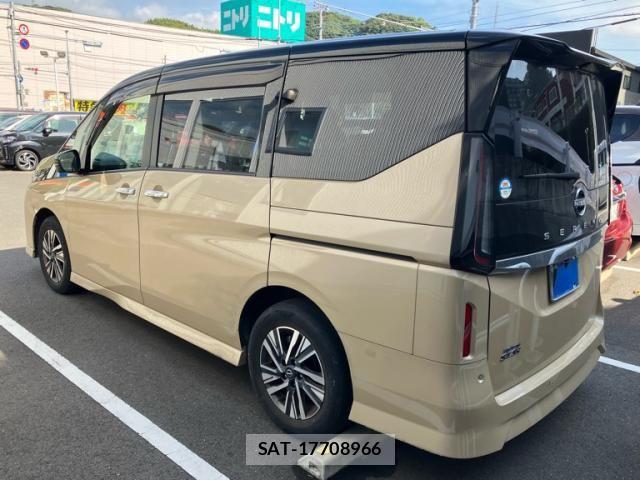 Nissan SERENA 2023-02 8246611-3