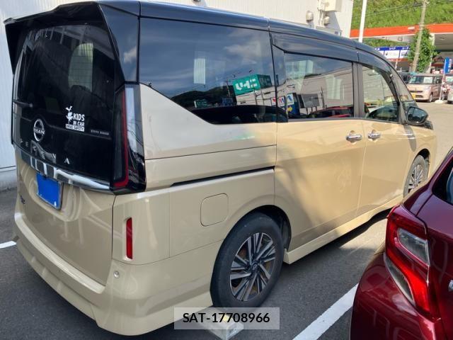 Nissan SERENA 2023-02 8246611-4