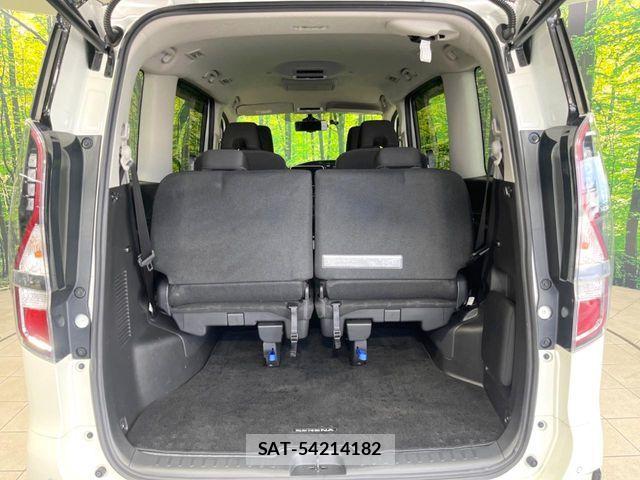 Nissan SERENA 2021-05 8246607-10