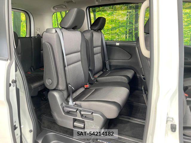 Nissan SERENA 2021-05 8246607-8