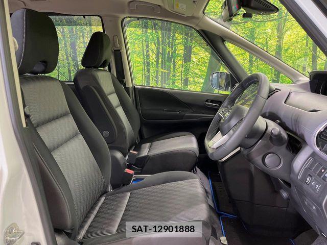 Nissan SERENA 2022-01 8246602-9
