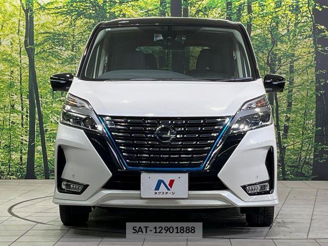 Nissan SERENA 2022-01 8246602-15