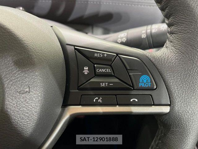 Nissan SERENA 2022-01 8246602-5