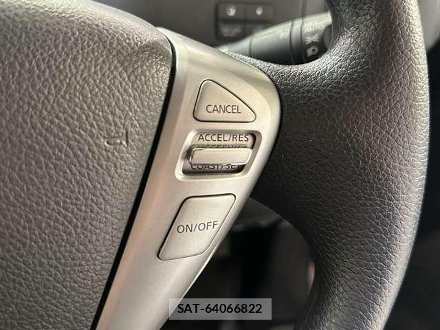Nissan SERENA 2016-02 8246618-12