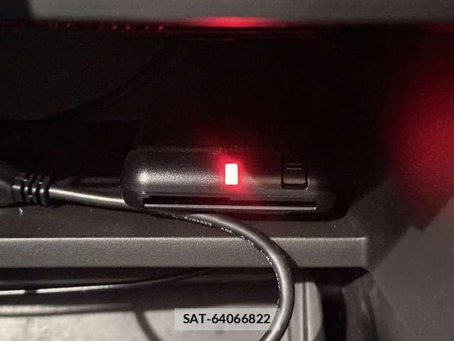 Nissan SERENA 2016-02 8246618-23