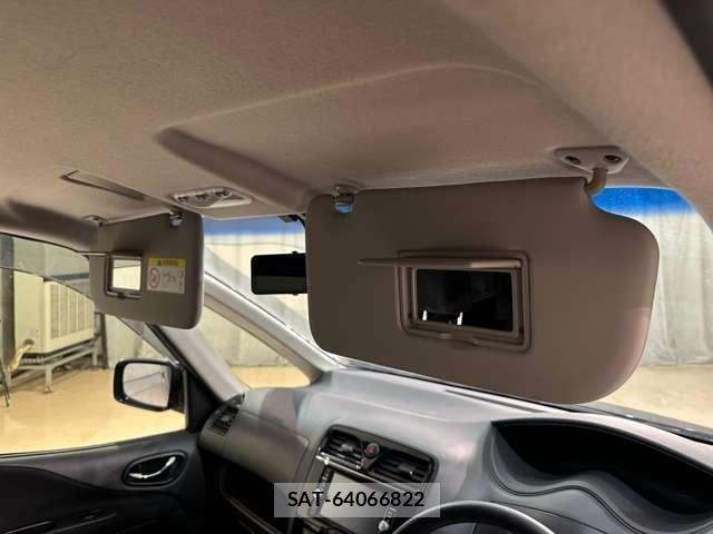 Nissan SERENA 2016-02 8246618-25