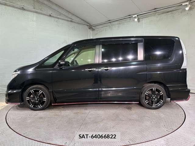 Nissan SERENA 2016-02 8246618-7
