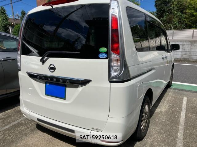 Nissan SERENA 2013-04 8246623-3