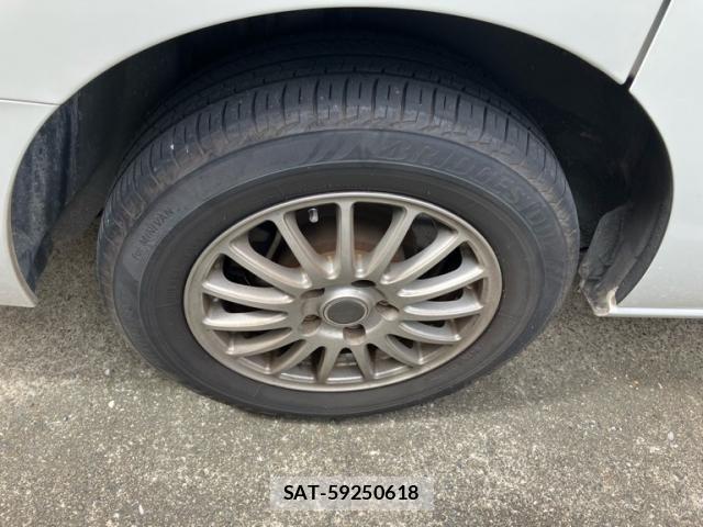 Nissan SERENA 2013-04 8246623-8