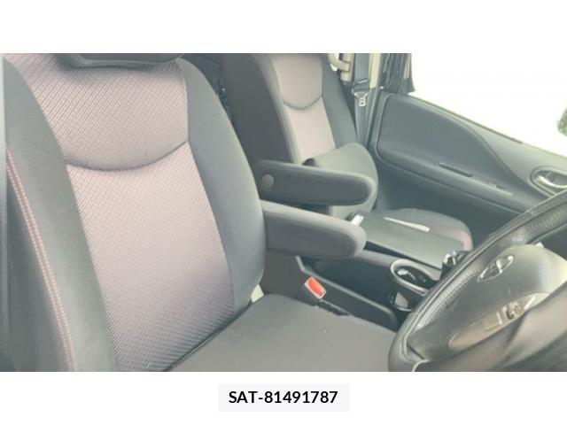 Nissan SERENA 2011-10 8246624-19