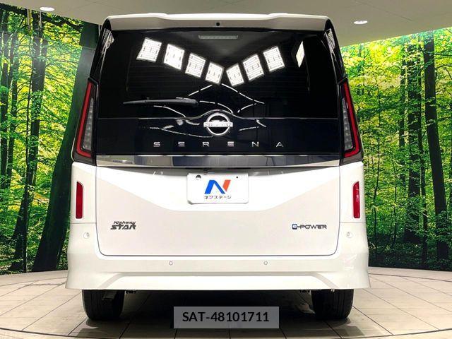Nissan SERENA 2023-04 8246601-14