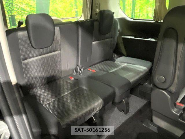Nissan SERENA 2022-11 8246604-9