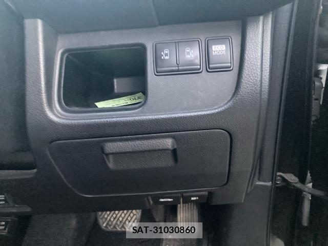 Nissan SERENA 2011-02 8246629-10