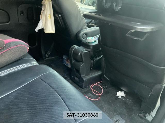 Nissan SERENA 2011-02 8246629-14