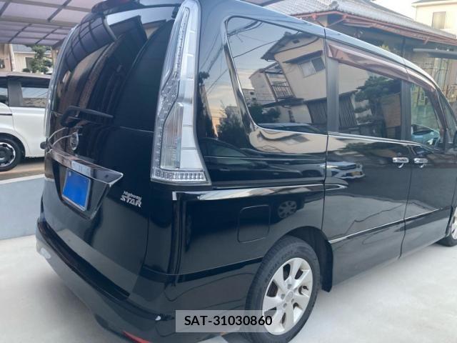 Nissan SERENA 2011-02 8246629-2