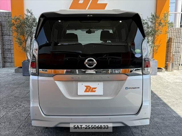 Nissan SERENA 2021-01 8246614-13
