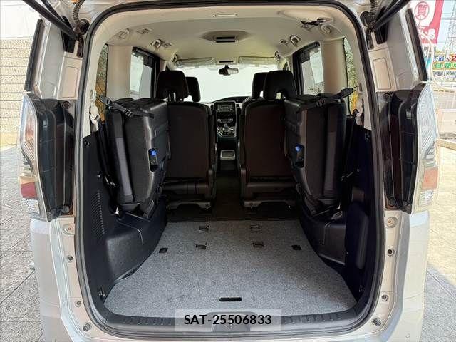 Nissan SERENA 2021-01 8246614-21