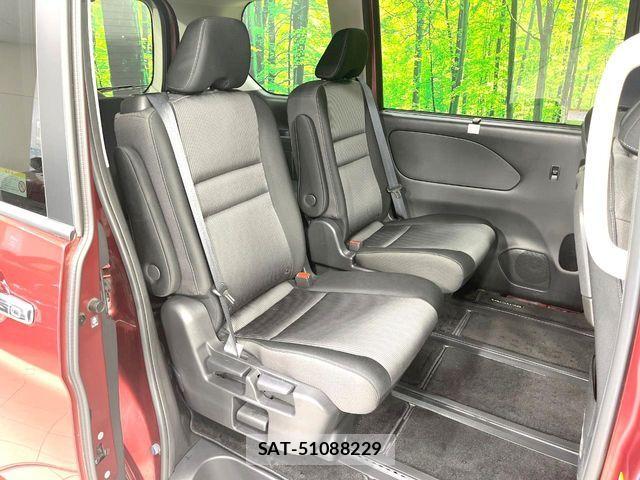Nissan SERENA 2021-08 8246606-8