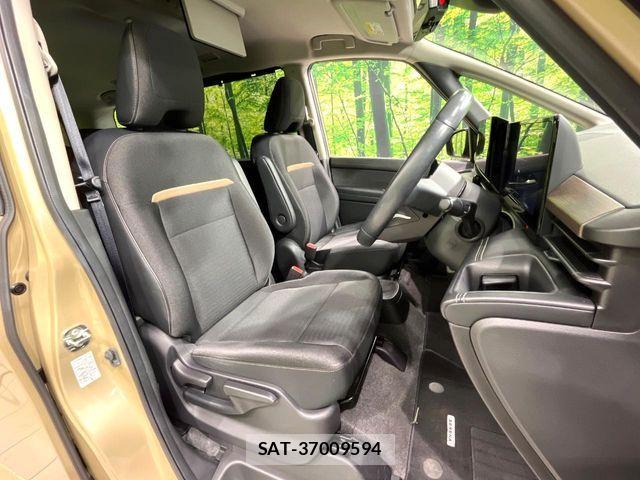 Nissan SERENA 2023-06 8246603-7