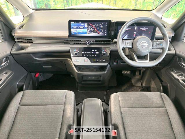Nissan SERENA 2024-08 8246600-1