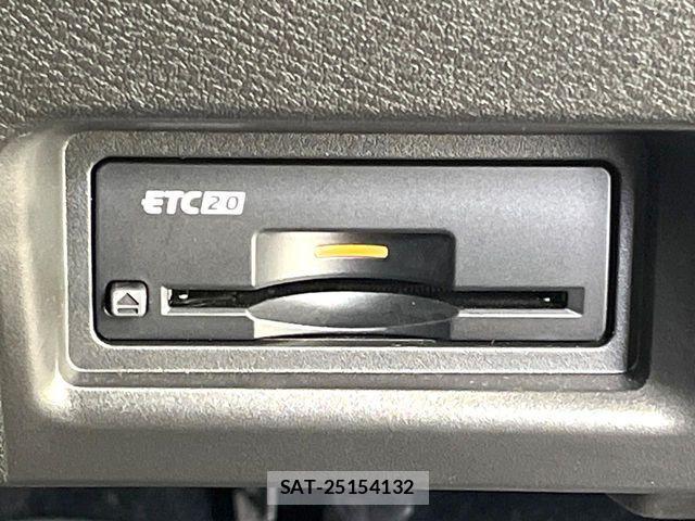 Nissan SERENA 2024-08 8246600-6