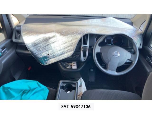 Nissan SERENA 2009-10 8246625-9