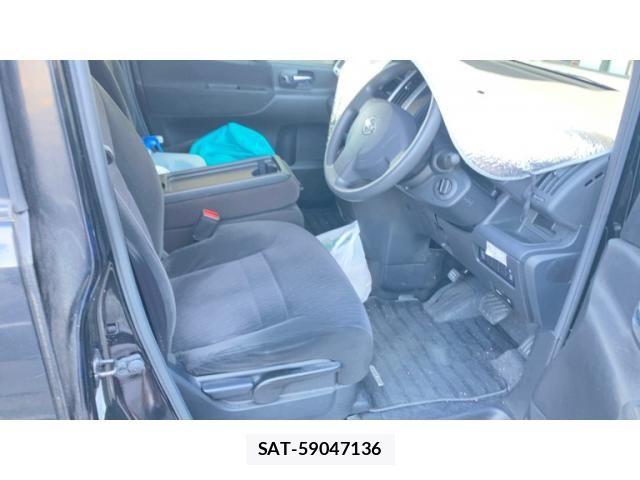 Nissan SERENA 2009-10 8246625-14