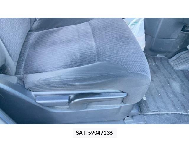 Nissan SERENA 2009-10 8246625-15