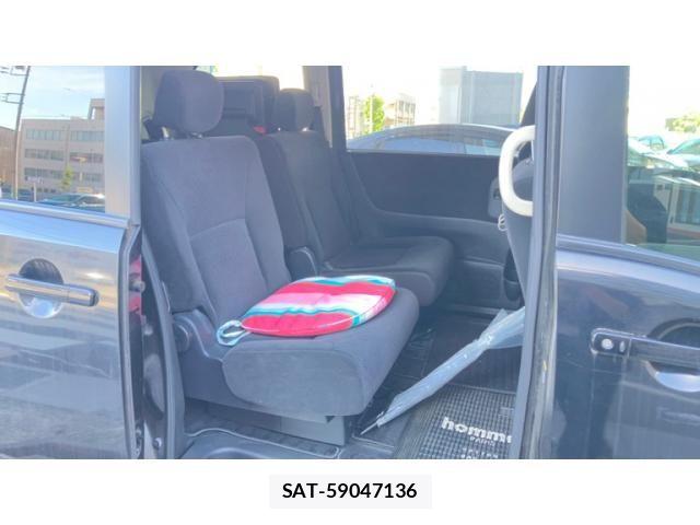 Nissan SERENA 2009-10 8246625-7