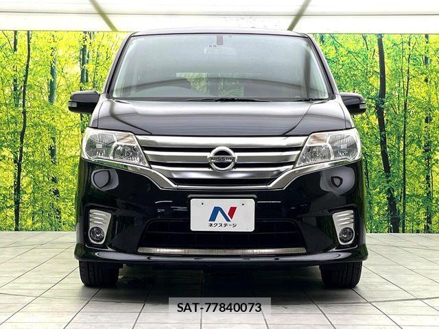 Nissan SERENA 2012-02 8246621-13