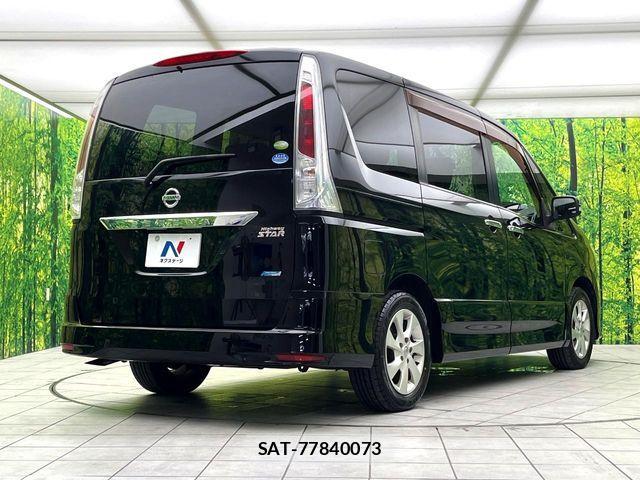 Nissan SERENA 2012-02 8246621-16