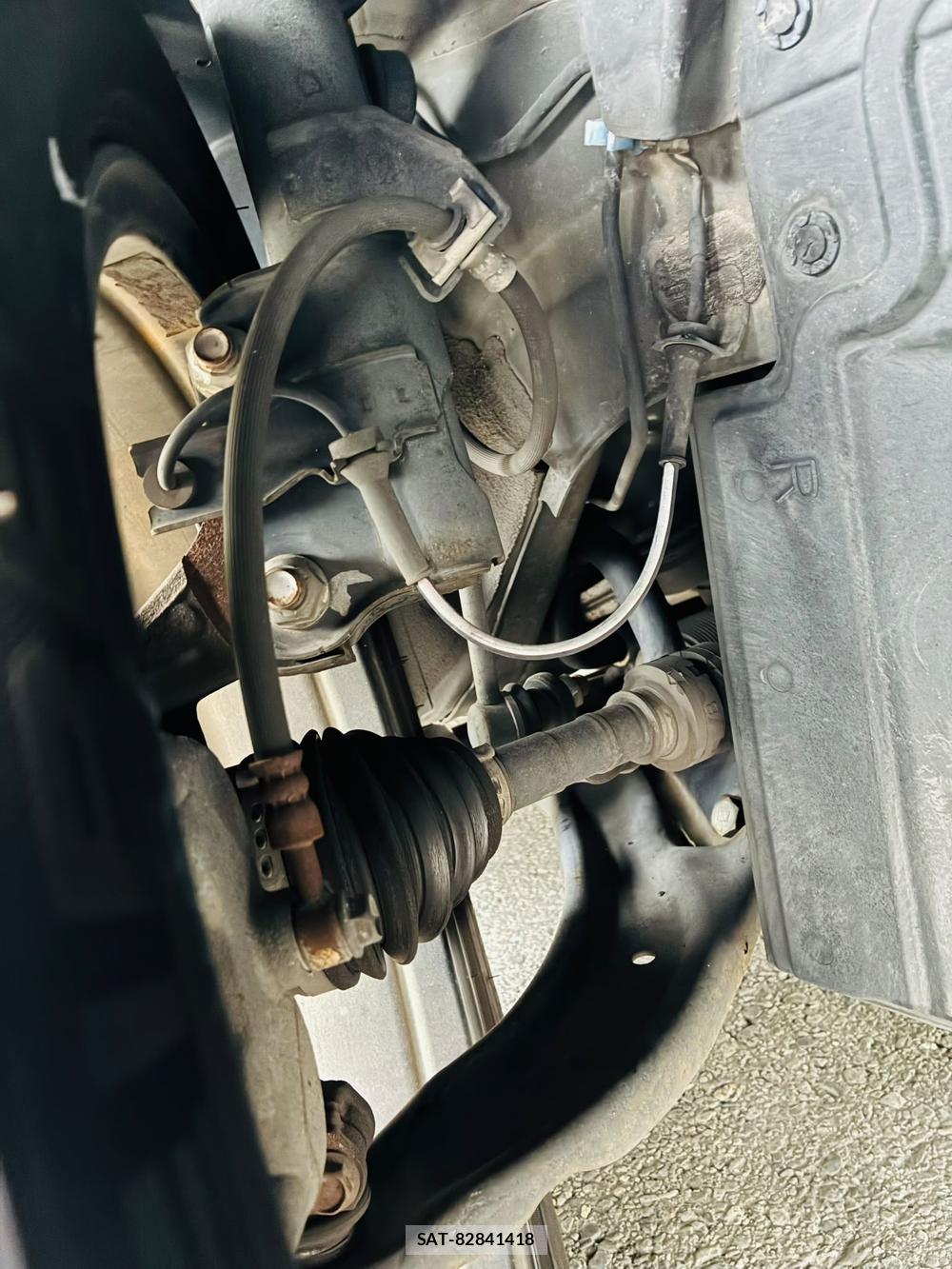 Nissan SERENA 2013-09 8226619-31